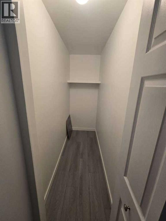 Single Family House for Sale in    Street NW Varsity Calgary 