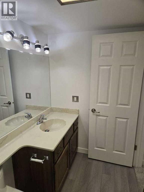 Single Family House for Sale in    Street NW Varsity Calgary 