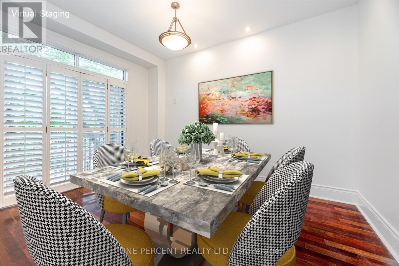 Photo 13 of 25 8038 Yonge Street, Vaughan ON