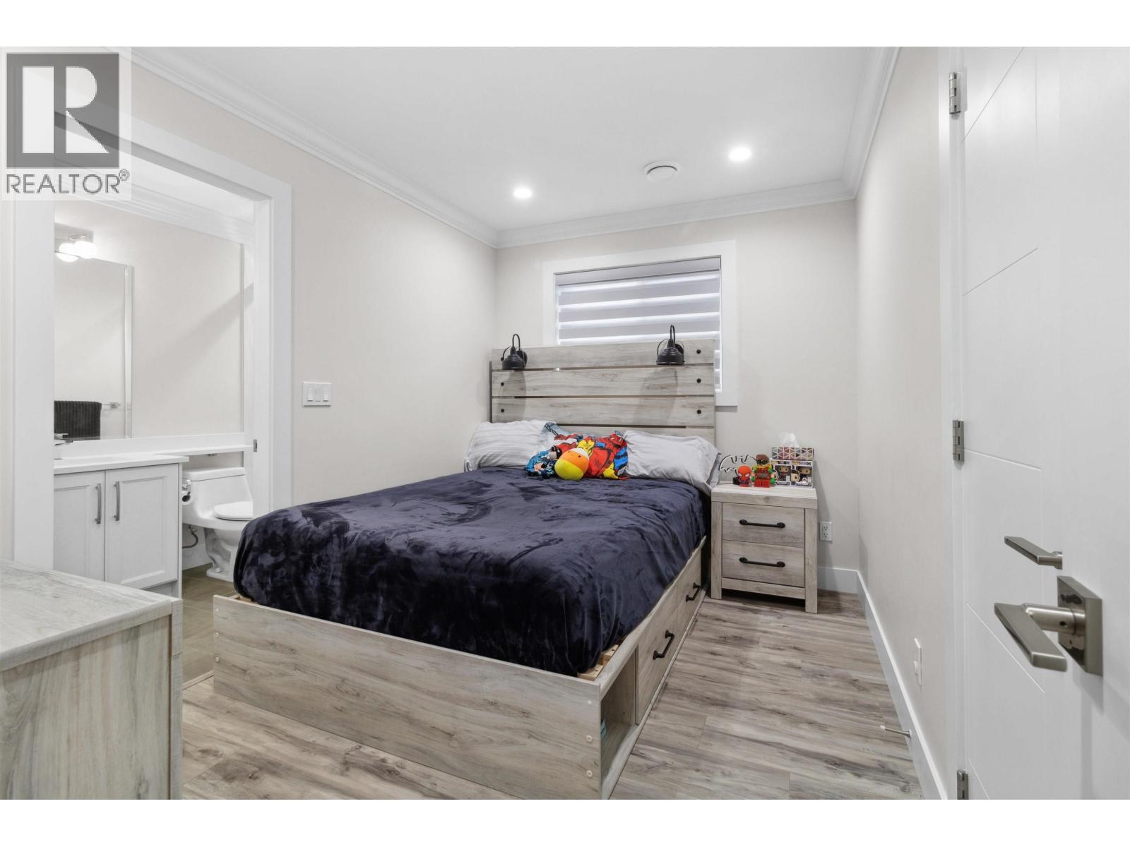 Photo 2 of 211 Hampton Street, New Westminster BC