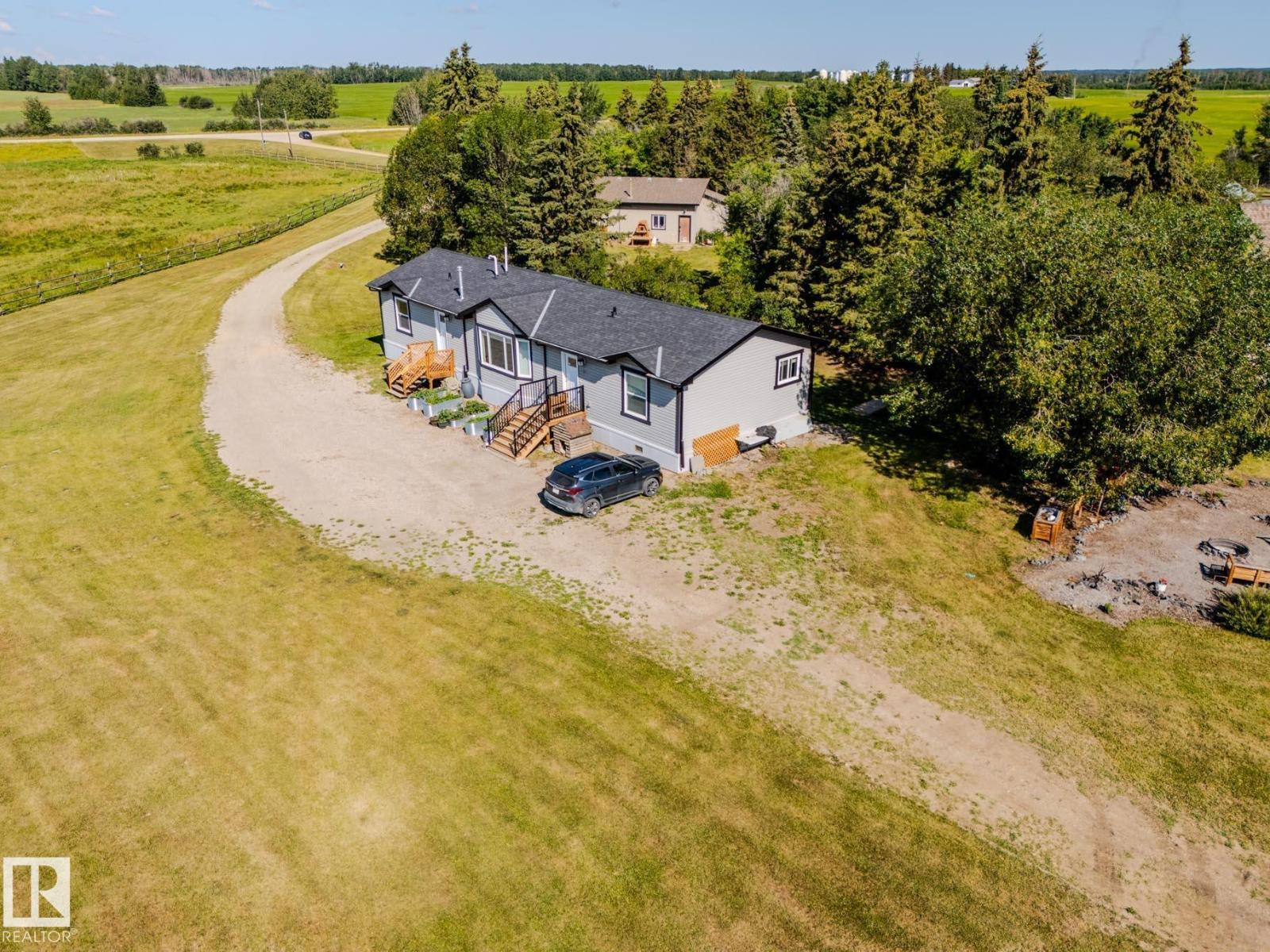 Photo 37 of 55415 Highway 777, Rural Lac Ste Anne County AB