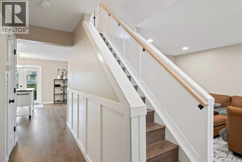 Single Family House for Sale in  Country Hills Manor NW Country Hills Calgary 