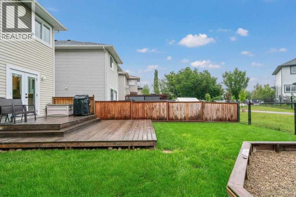 Single Family House for Sale in  Country Hills Manor NW Country Hills Calgary 