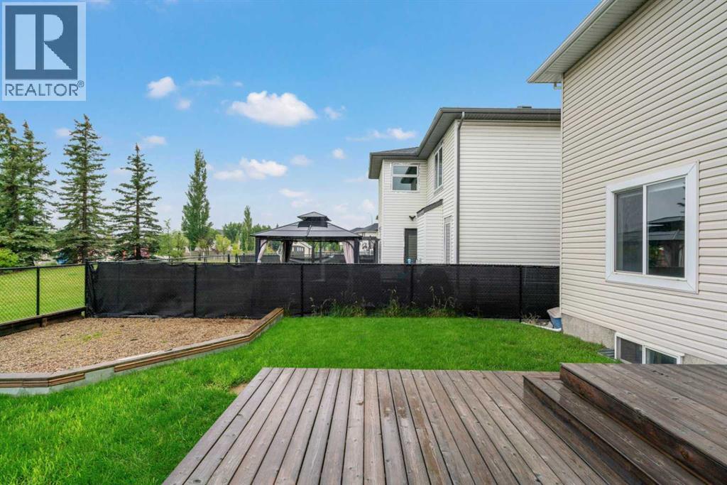 Single Family House for Sale in  Country Hills Manor NW Country Hills Calgary 