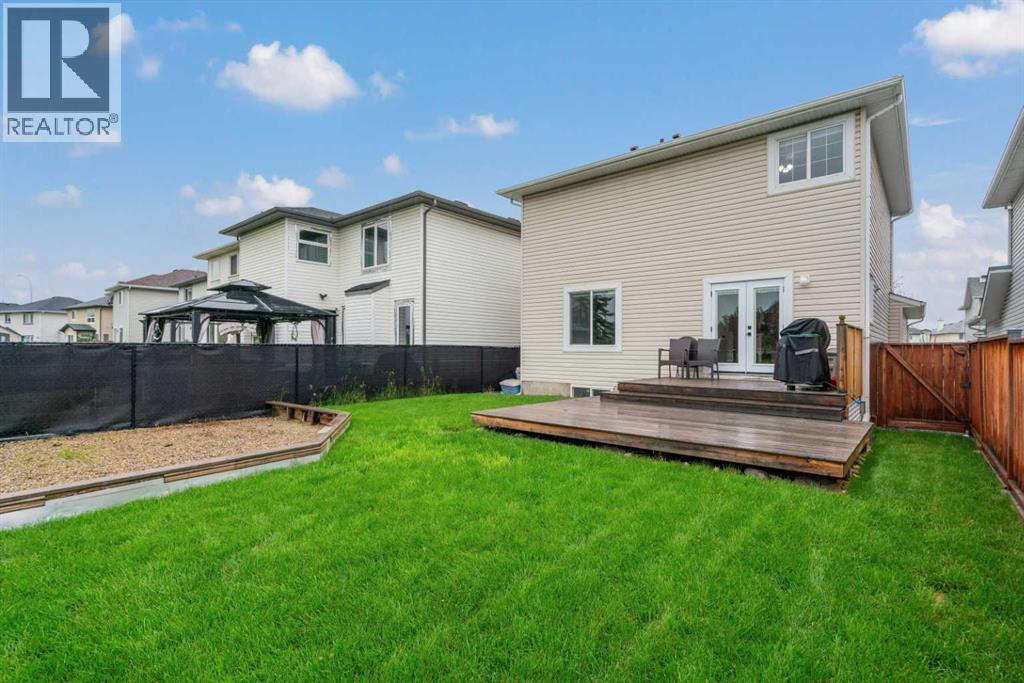 Single Family House for Sale in  Country Hills Manor NW Country Hills Calgary 