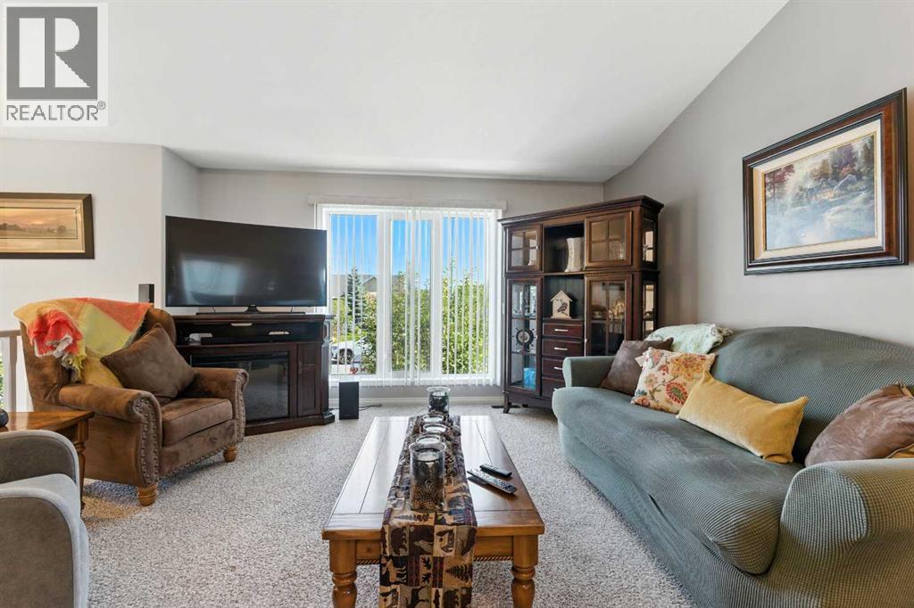 Photo 18 of 42 Valarosa Drive, Didsbury AB