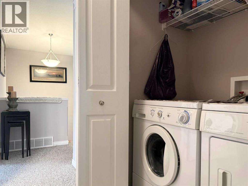 Photo 15 of 42 Valarosa Drive, Didsbury AB