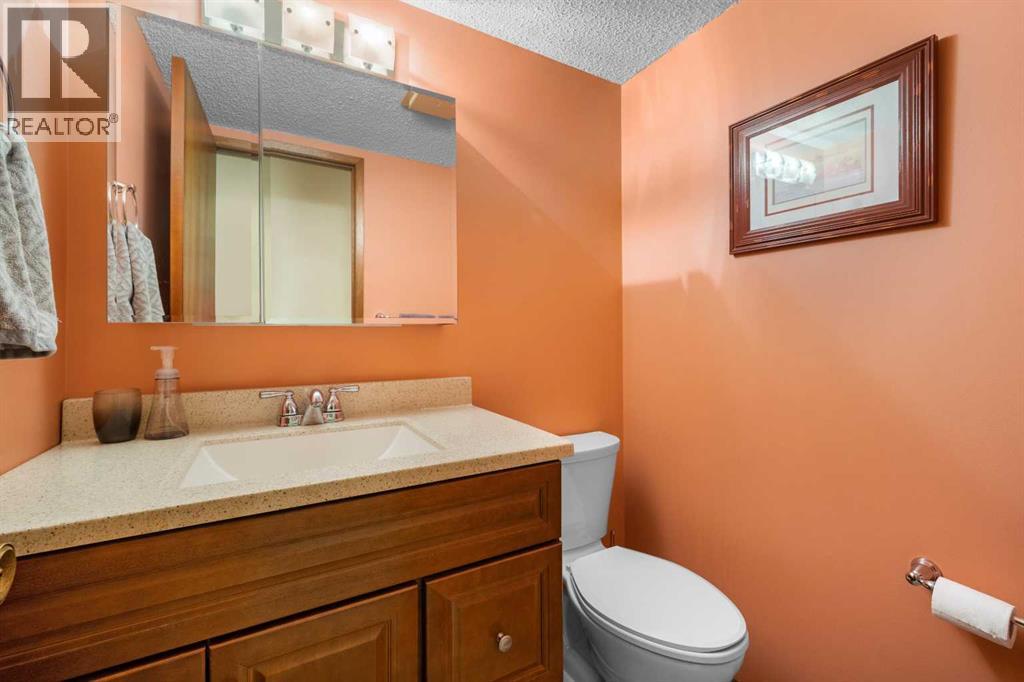 Single Family House 4 Level for Sale in  Bernard Court NW Beddington Heights Calgary 