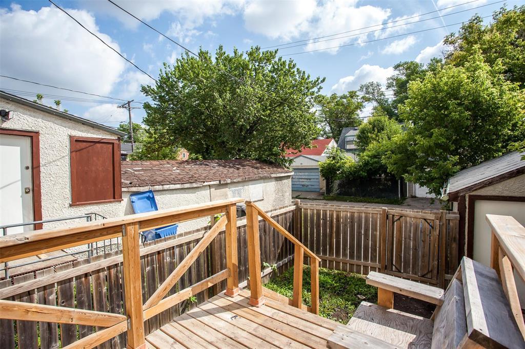 Photo 12 of 323 Beverley Street, Winnipeg MB