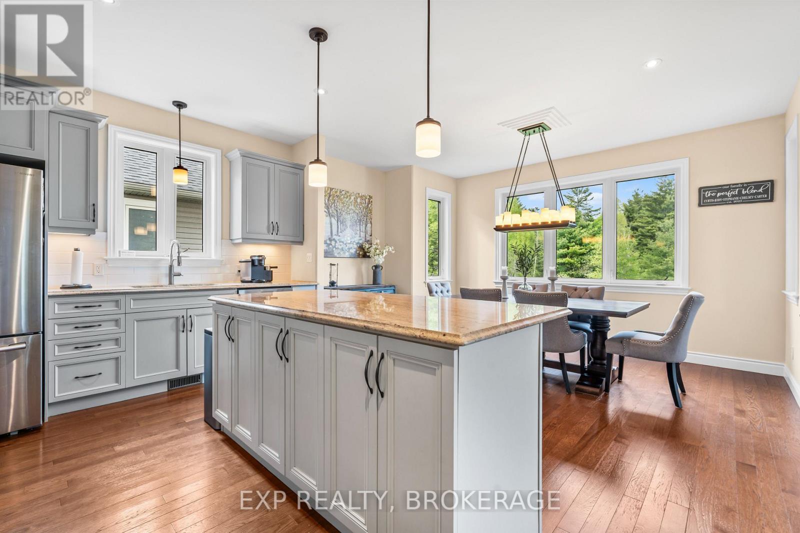 Photo 17 of 228 Mill Pond Place, Kingston ON