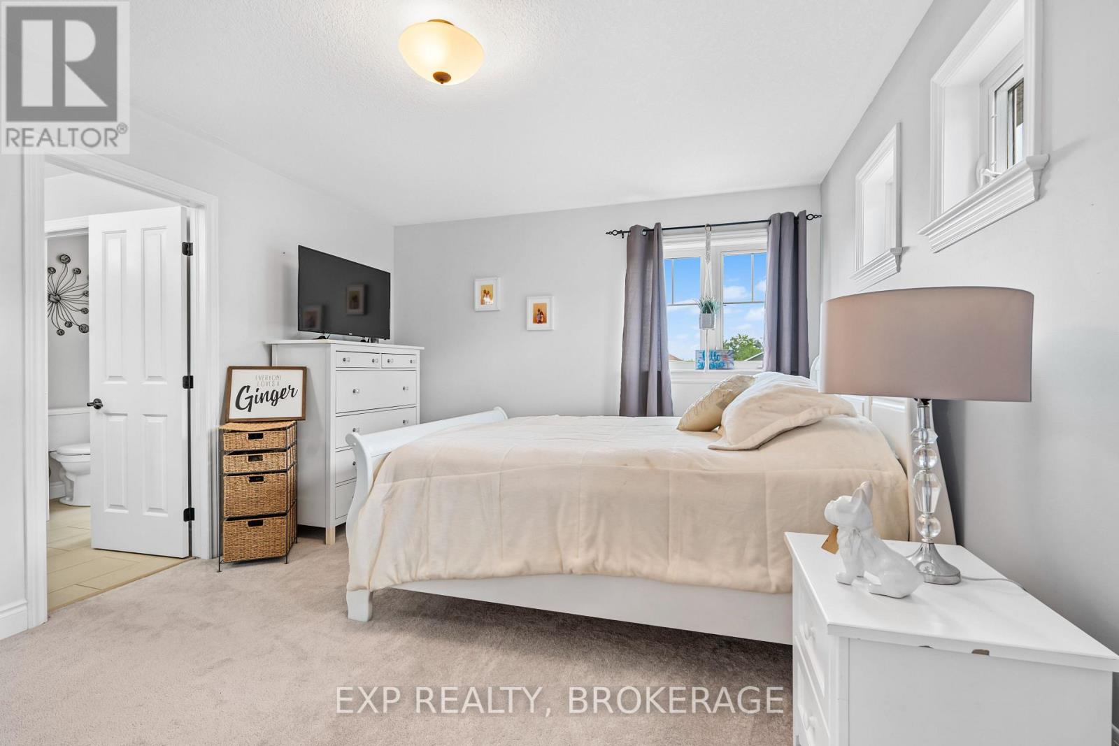 Photo 30 of 228 Mill Pond Place, Kingston ON