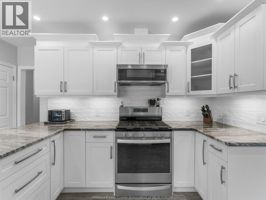 Photo 14 of 297 Fairview Boulevard, Windsor ON