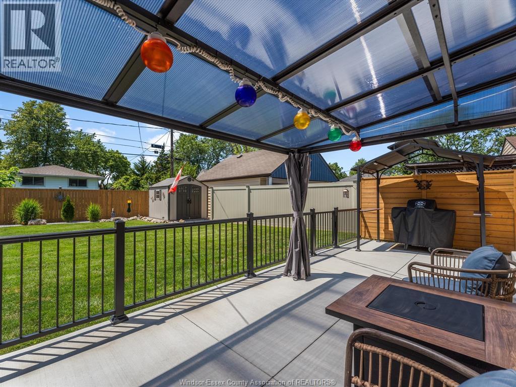 Photo 34 of 297 Fairview Boulevard, Windsor ON