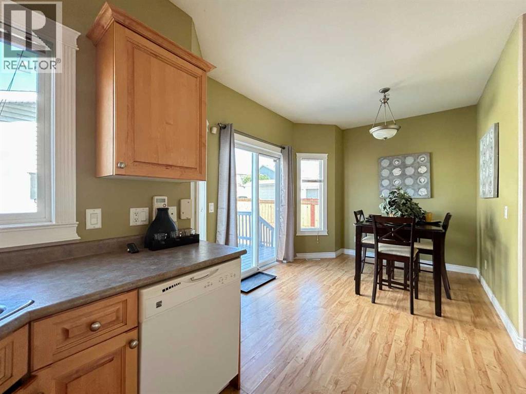 Photo 31 of 245 Pickles Crescent, Fort Mcmurray AB