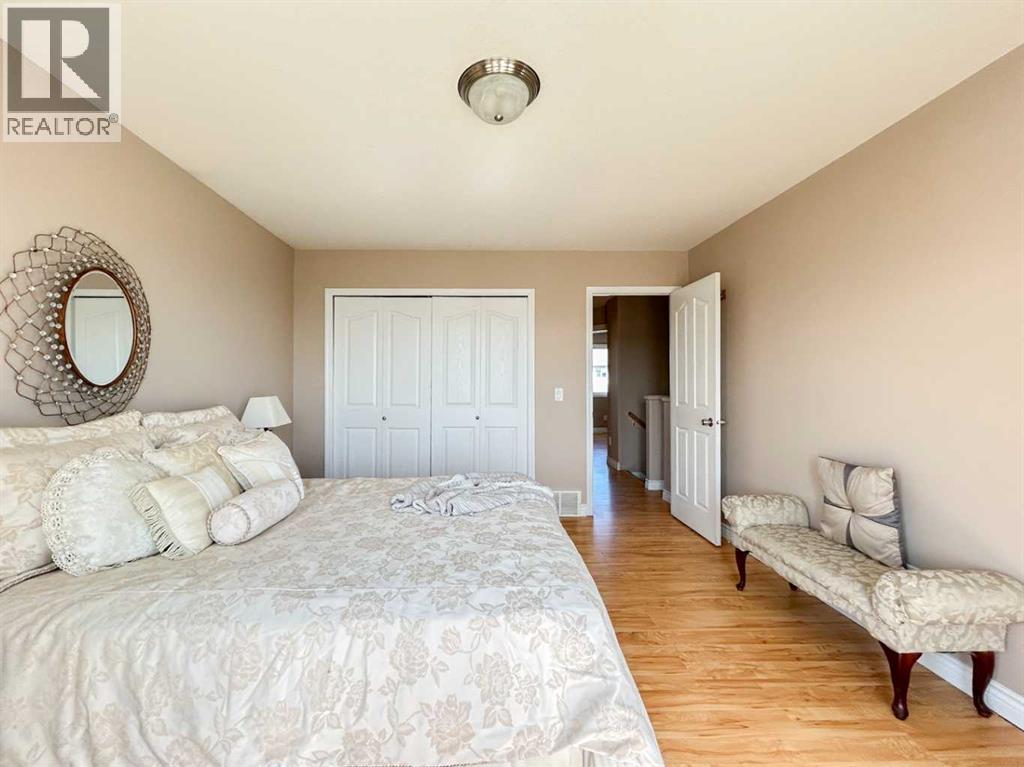 Photo 37 of 245 Pickles Crescent, Fort Mcmurray AB