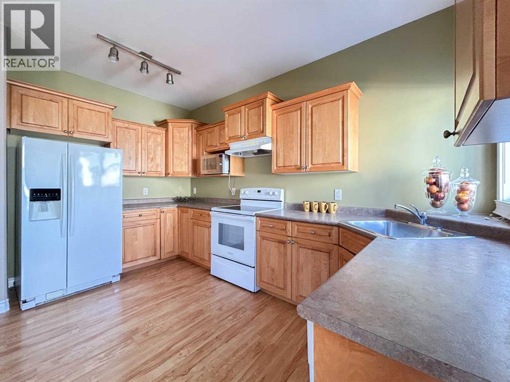 Photo 25 of 245 Pickles Crescent, Fort Mcmurray AB