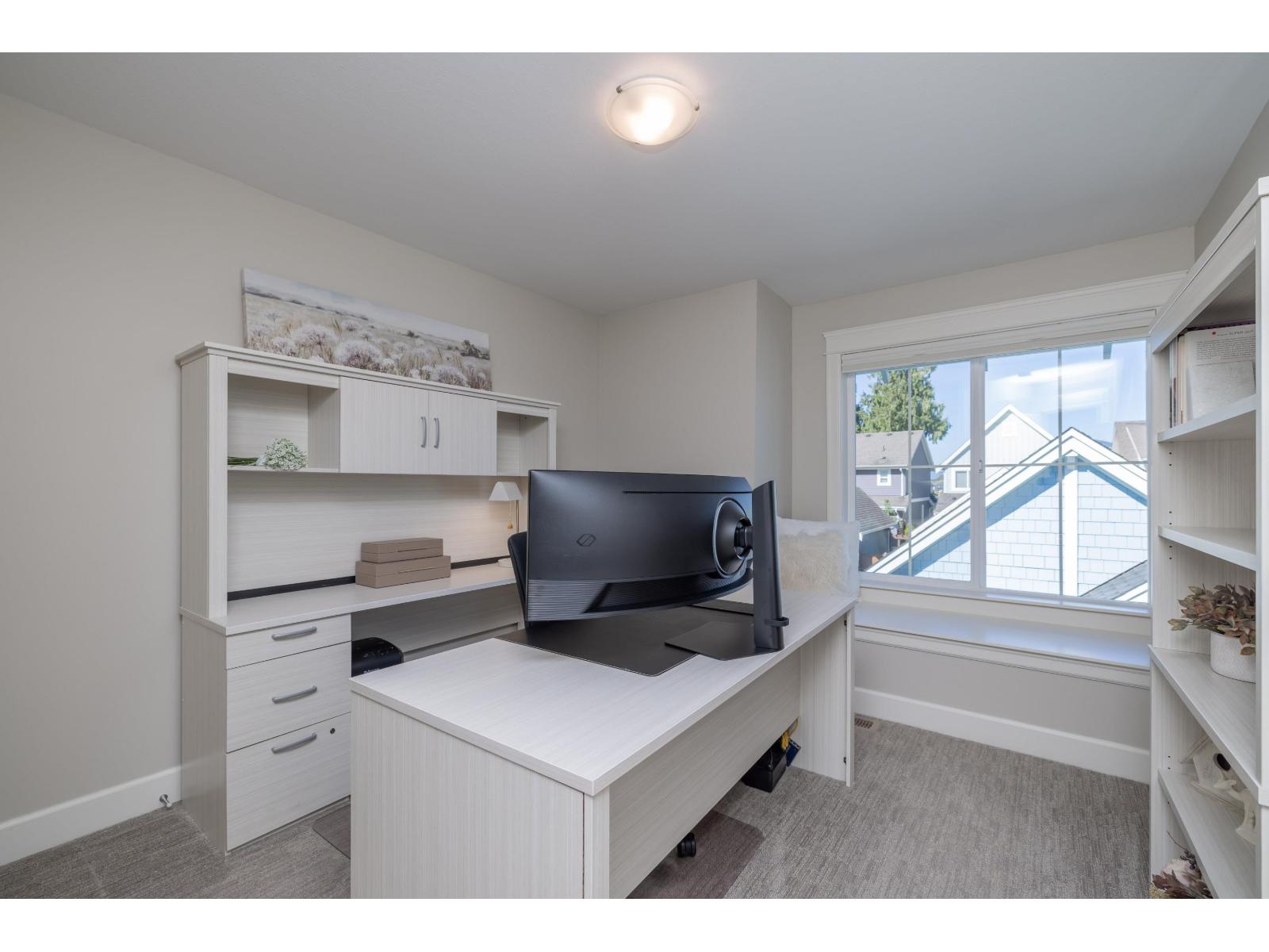 Photo 23 of 44675 Anglers Boulevard Garrison Crossing, Chilliwack BC