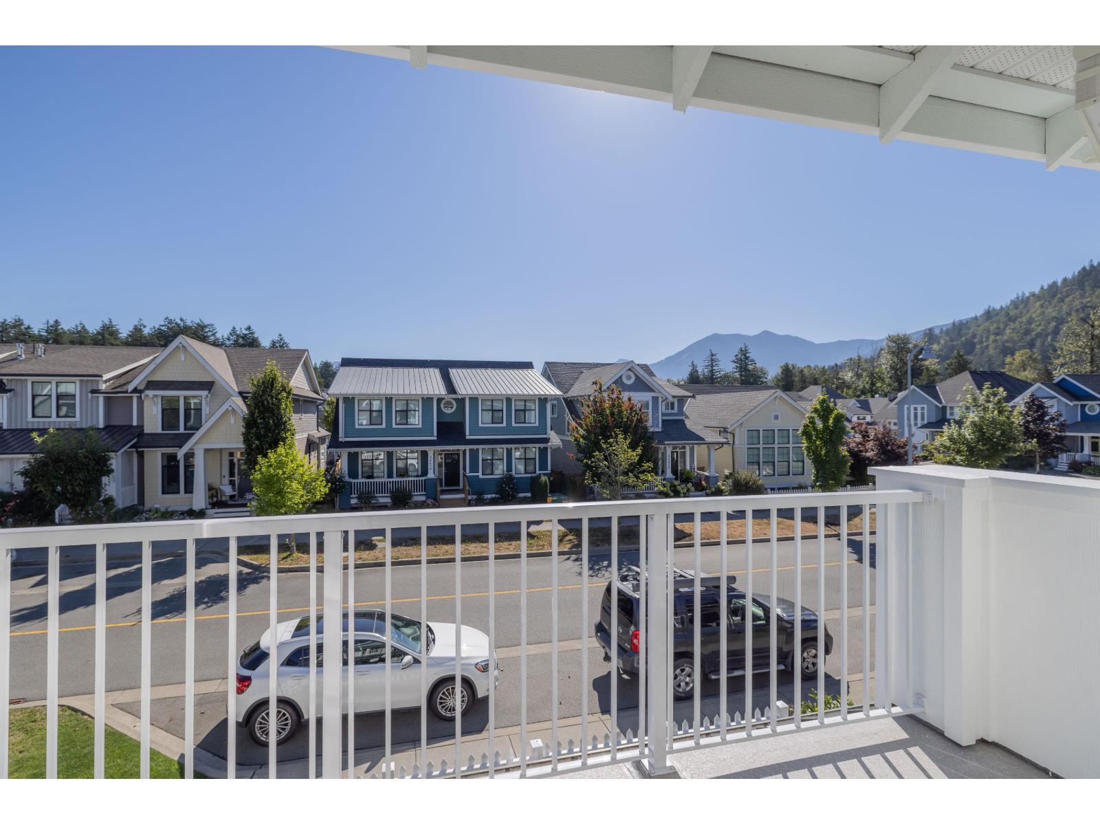 Photo 17 of 44675 Anglers Boulevard Garrison Crossing, Chilliwack BC