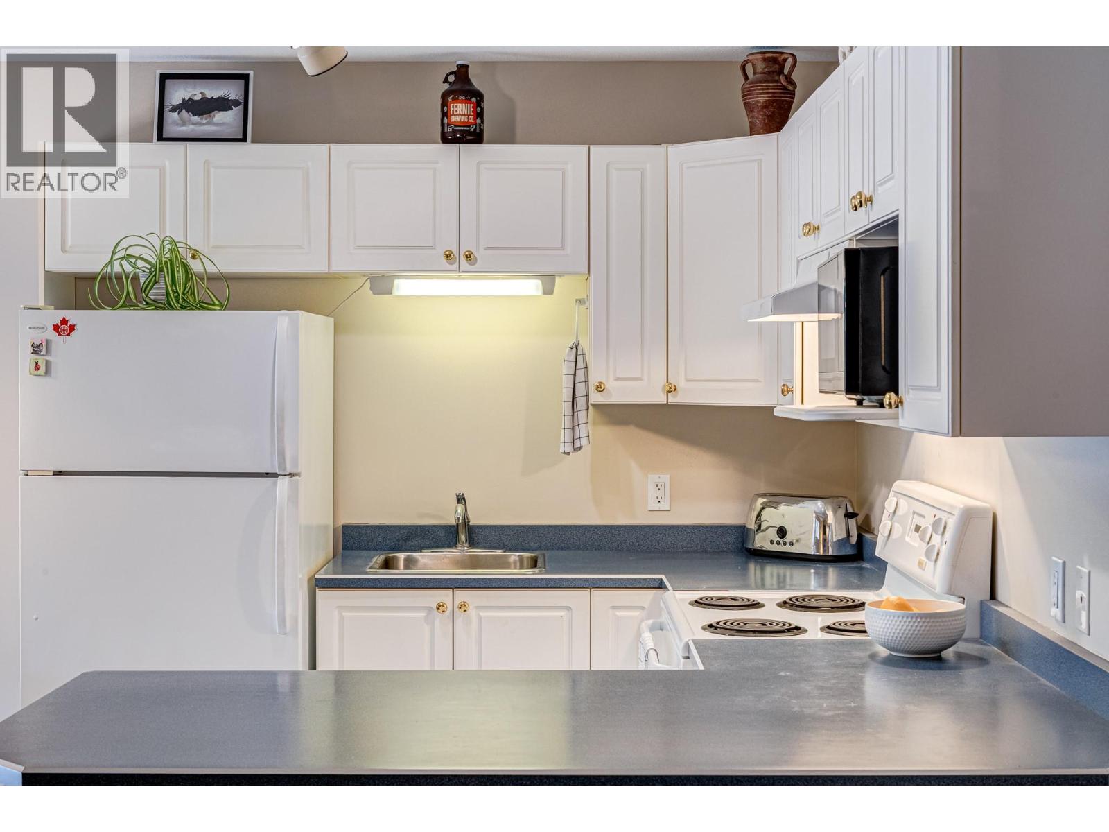 1300 RIVERSIDE Way Unit# 1334-1336, Fernie