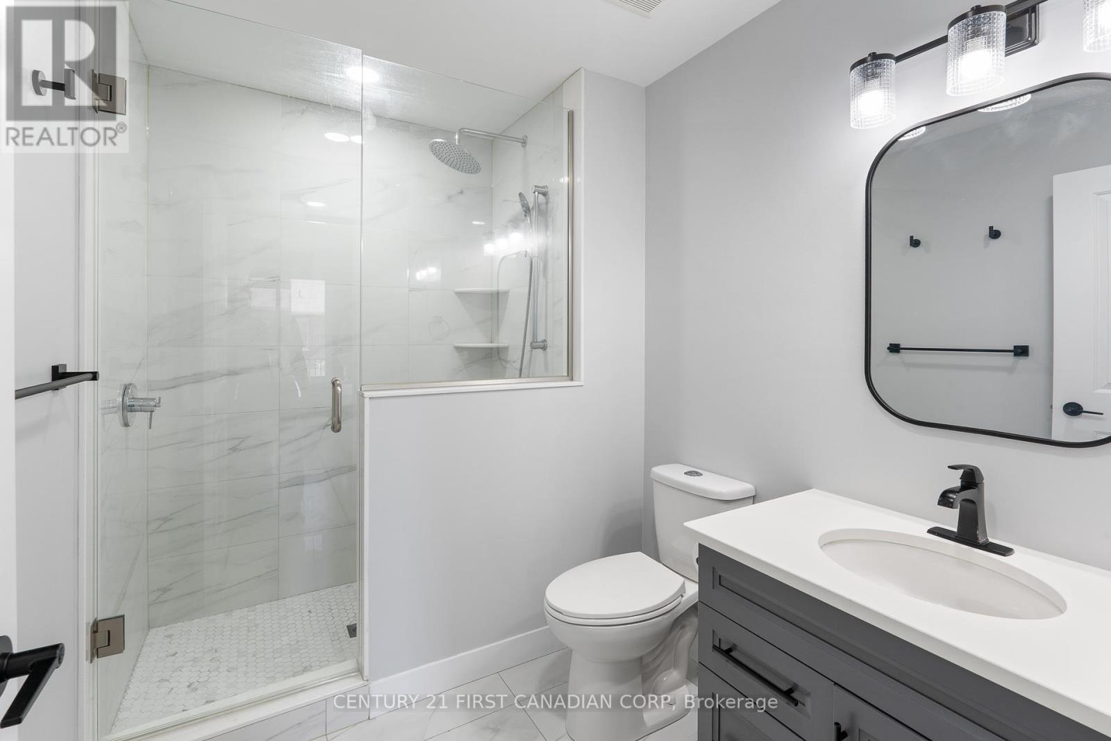 Photo 2 of 1150 Copeland Avenue, Windsor ON