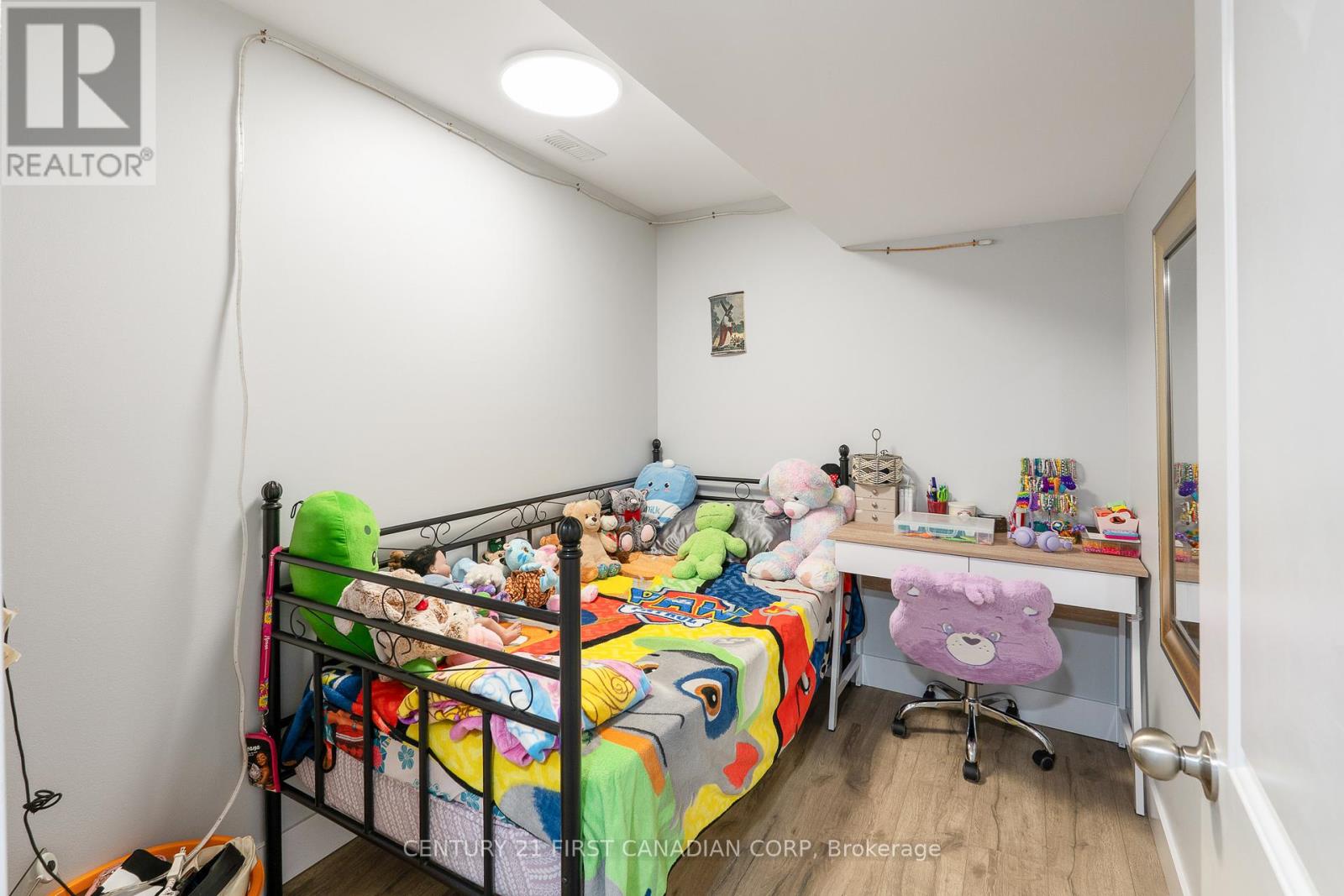 Photo 8 of 1150 Copeland Avenue, Windsor ON