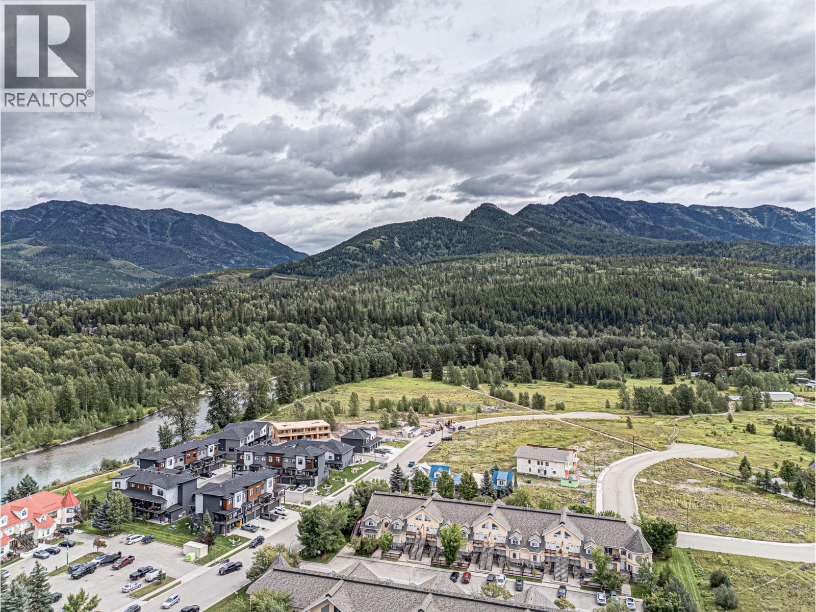 1300 RIVERSIDE Way Unit# 1334-1336, Fernie