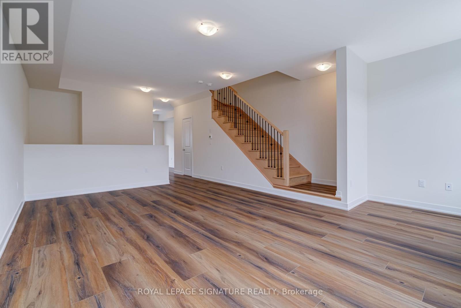 Photo 28 of 504 1695 Dersan Street, Pickering ON