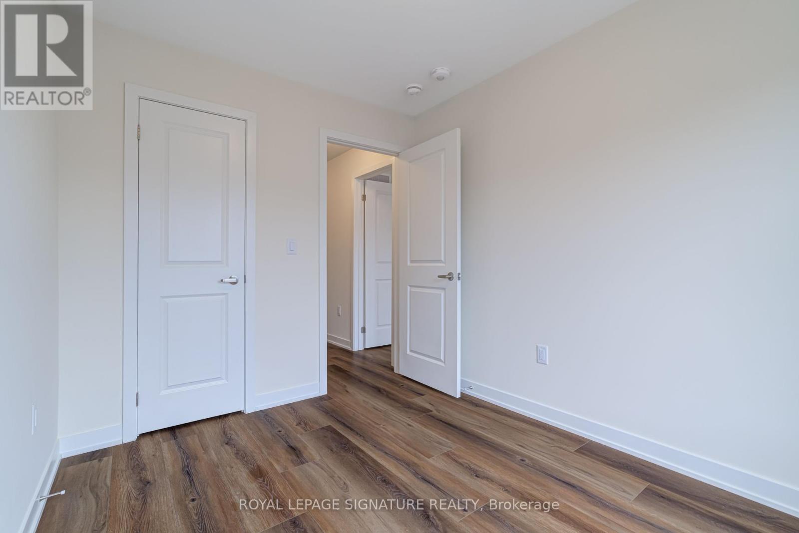 Photo 21 of 504 1695 Dersan Street, Pickering ON