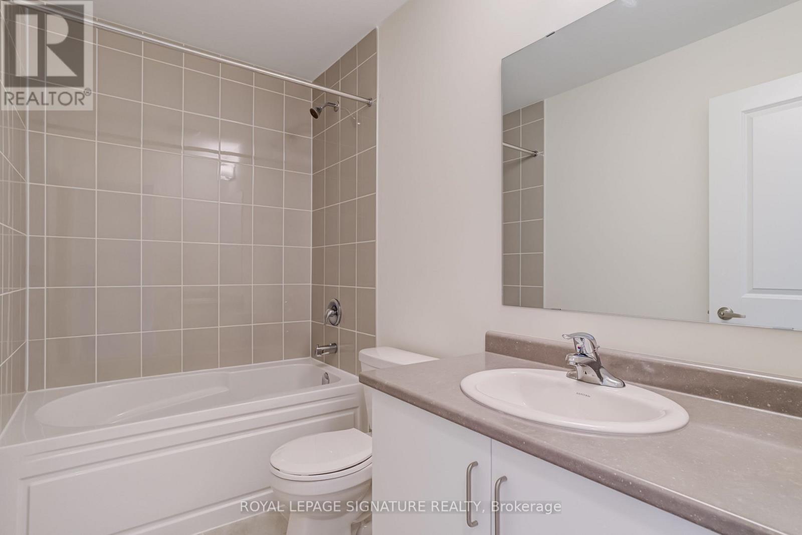 Photo 10 of 504 1695 Dersan Street, Pickering ON