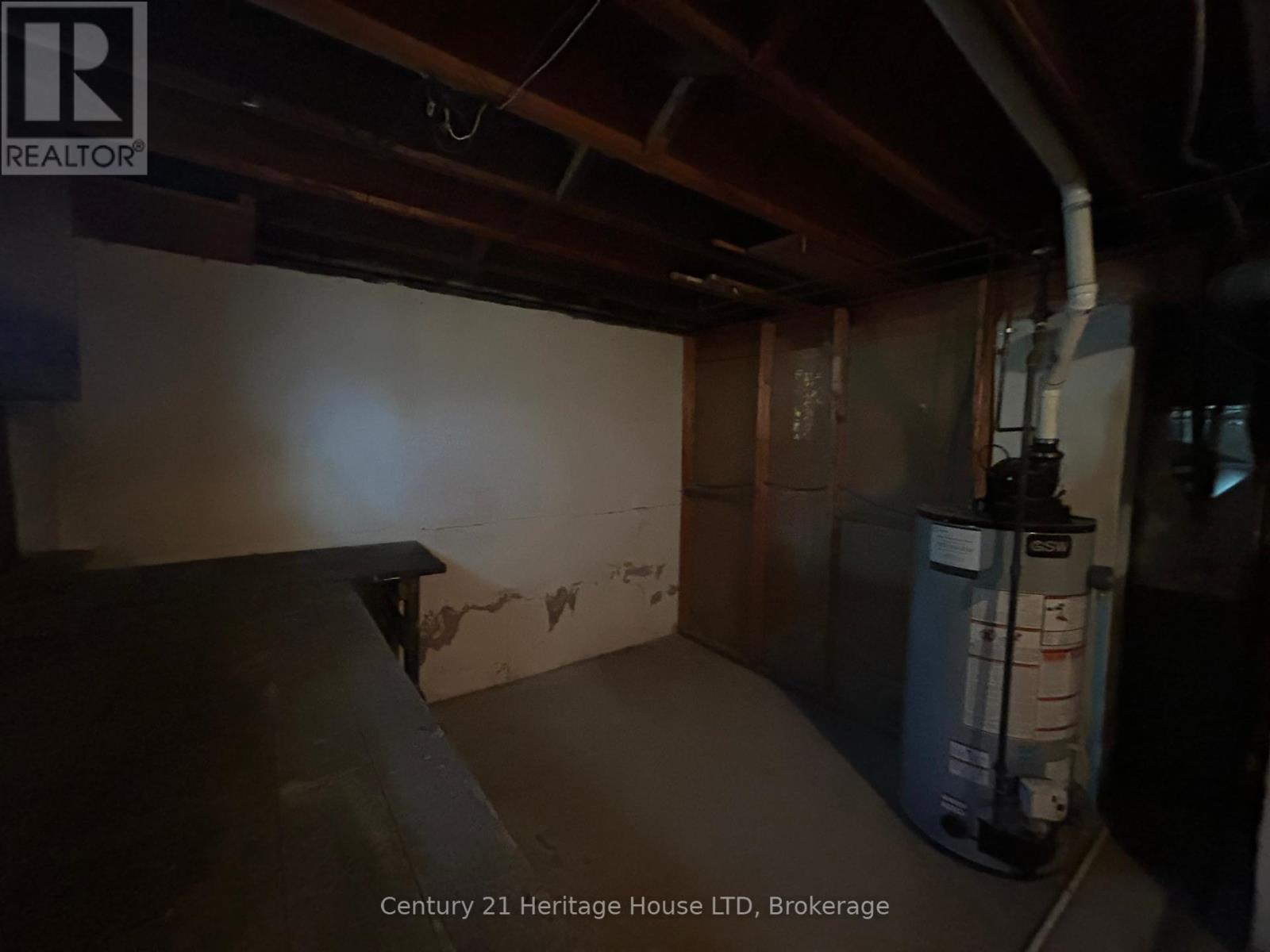 Photo 2 of 52 Catherine Street, Fort Erie ON