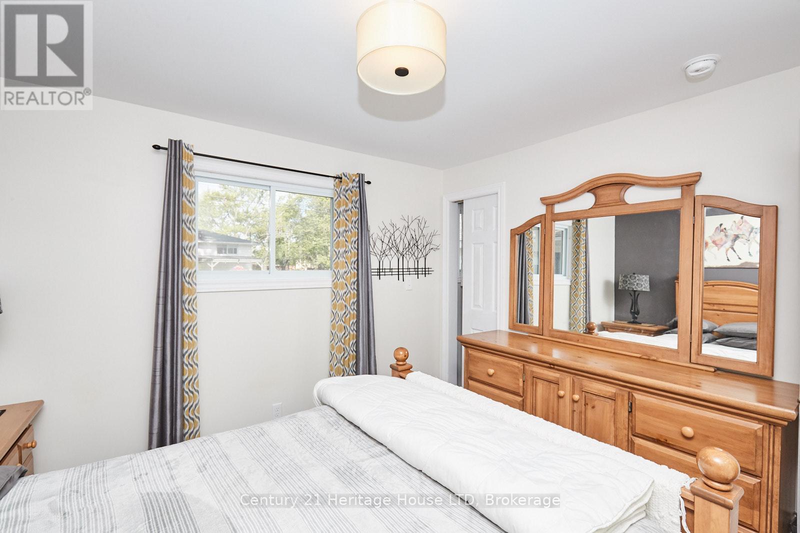 Photo 18 of 655 Ferndale Avenue, Fort Erie ON