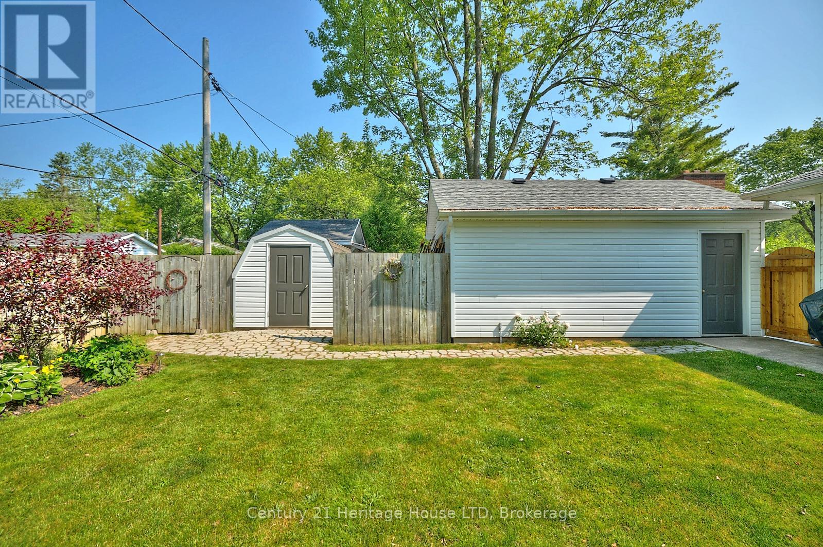 Photo 7 of 655 Ferndale Avenue, Fort Erie ON