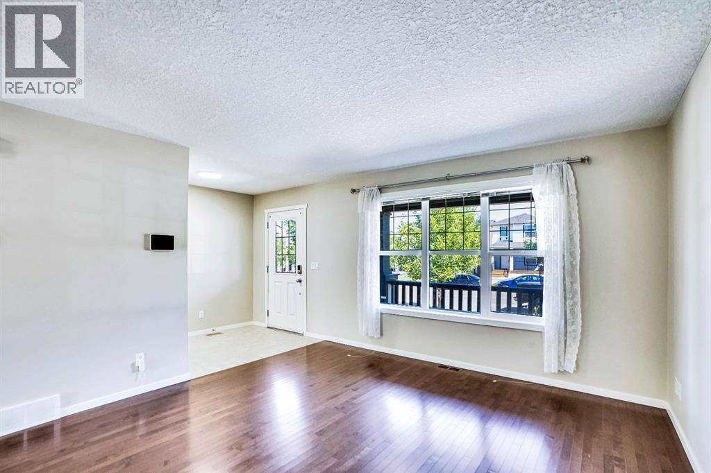 Single Family House for Sale in  Evanston Drive N Evanston Calgary 