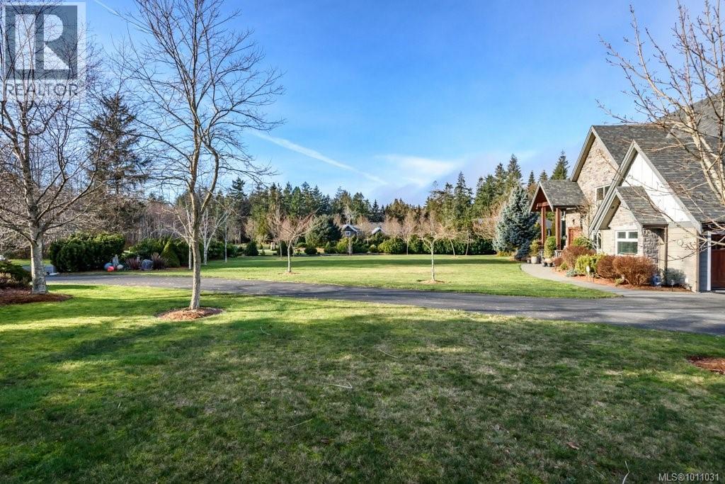 Photo 5 of 1056 Kincora Lane, Comox BC