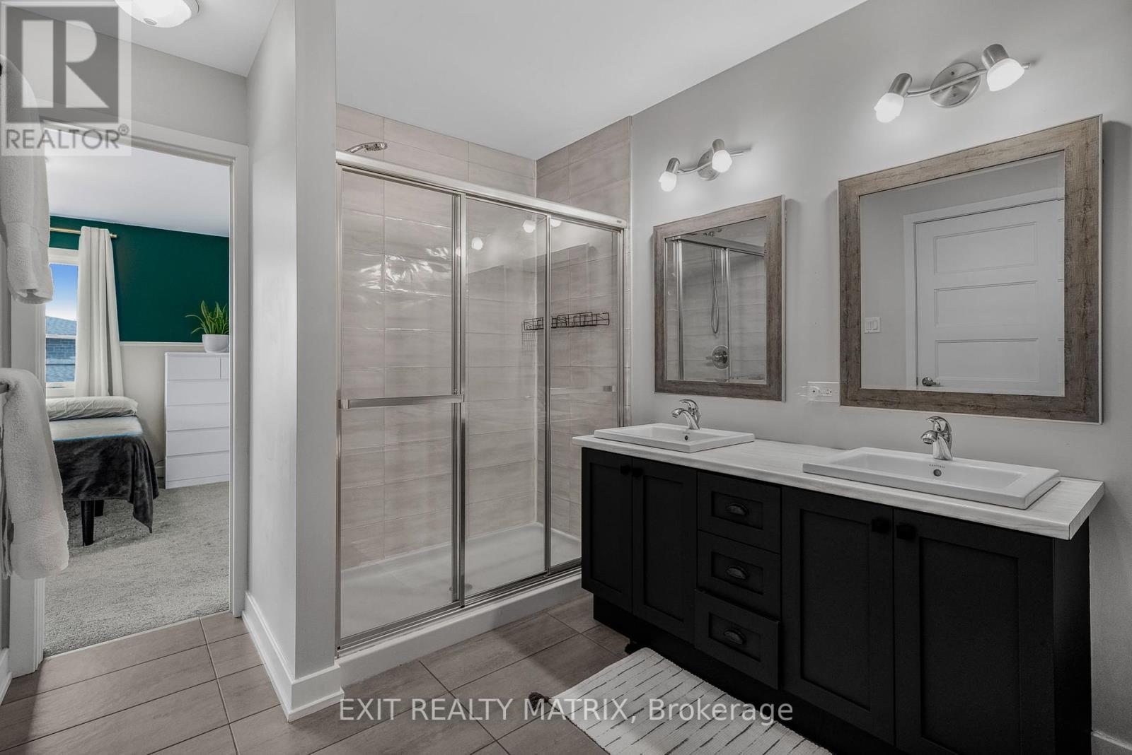 Photo 16 of 281 Moisson Street, Russell ON