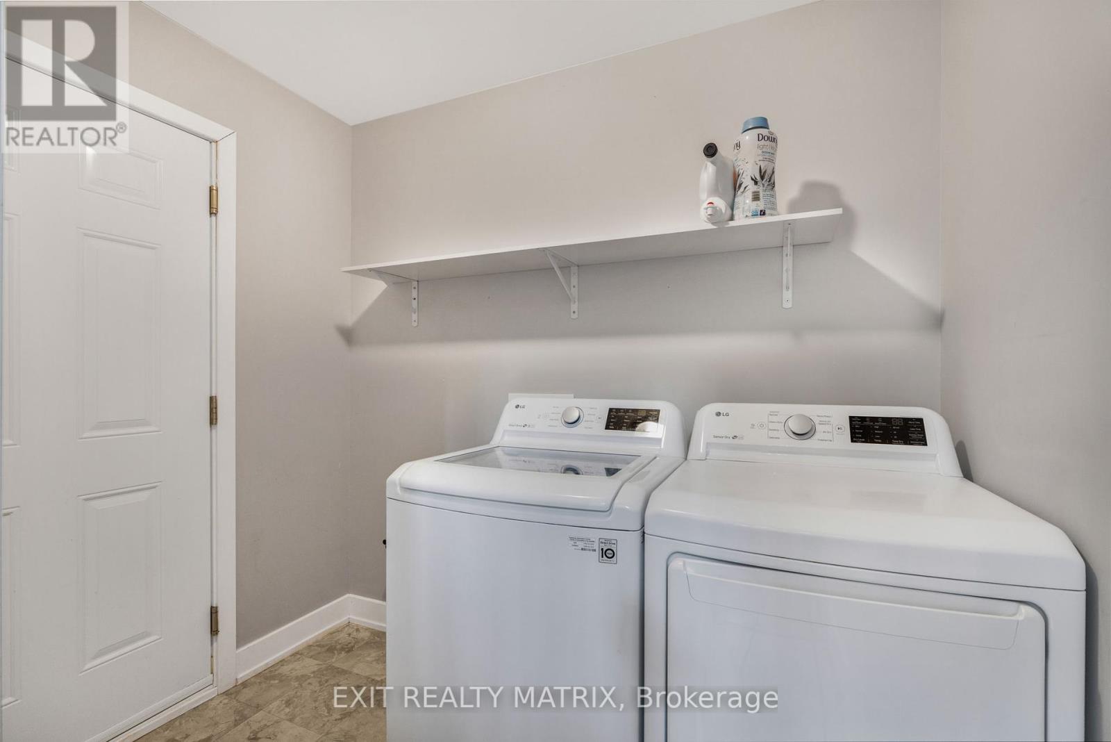 Photo 20 of 281 Moisson Street, Russell ON