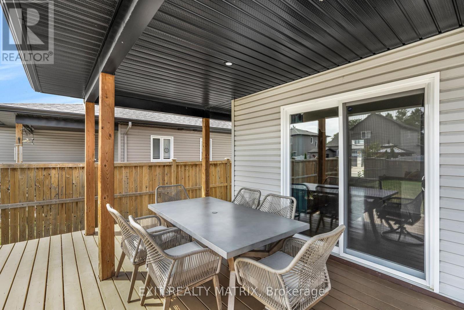 Photo 22 of 281 Moisson Street, Russell ON