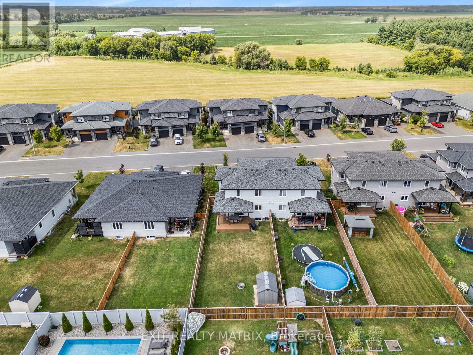 Photo 25 of 281 Moisson Street, Russell ON