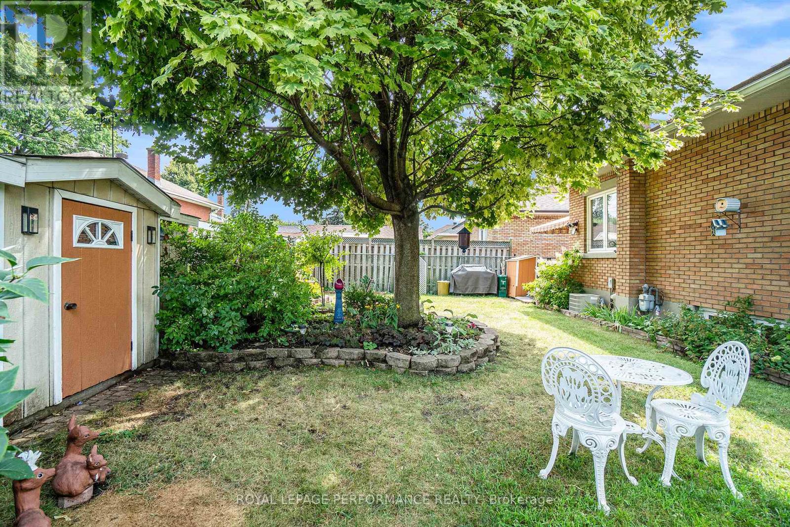 Photo 17 of 383 Maria Goretti Circle, Ottawa ON