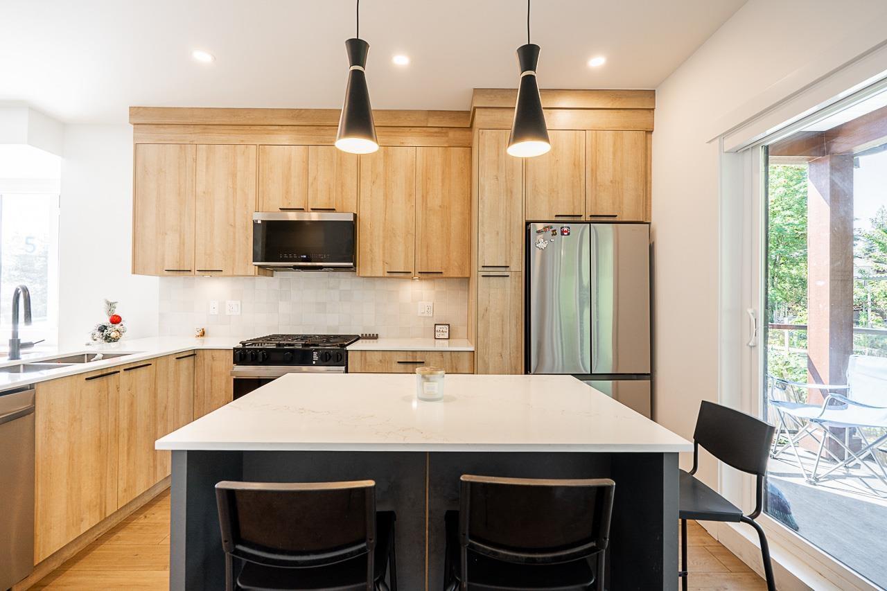Photo 14 of 7 10527 155 Street, Surrey BC