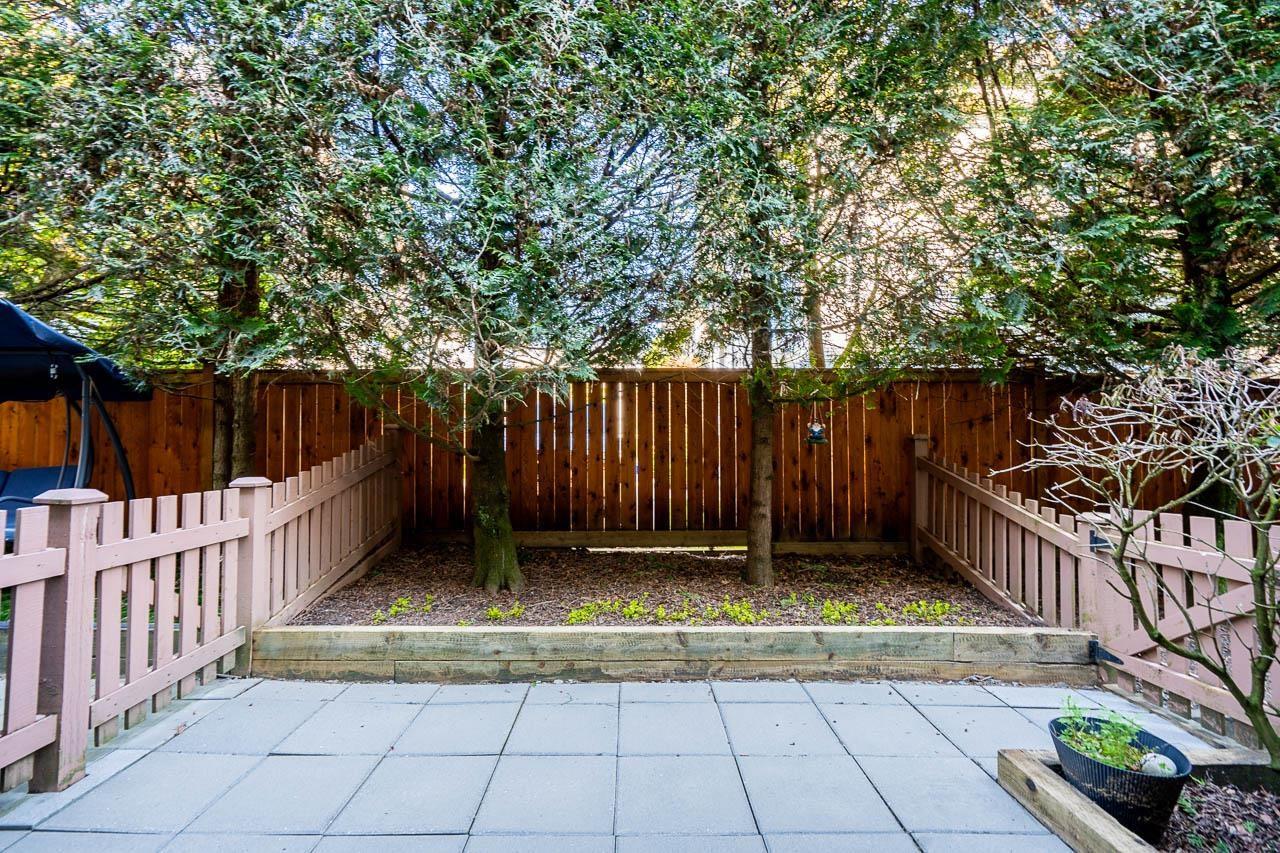 Photo 5 of 71 20460 66 Avenue, Langley BC