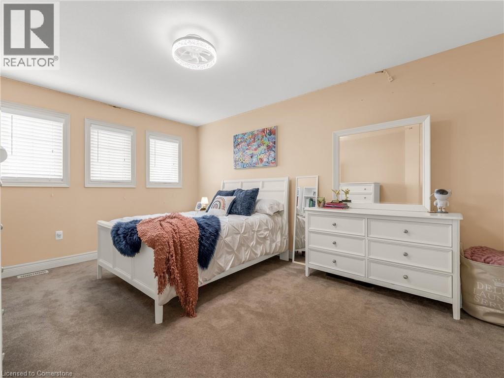 Photo 7 of 4957 Gilmore Street, Beamsville ON