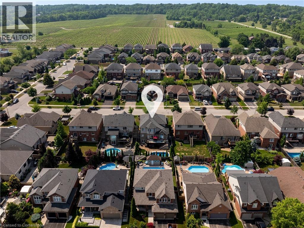 Photo 16 of 4957 Gilmore Street, Beamsville ON
