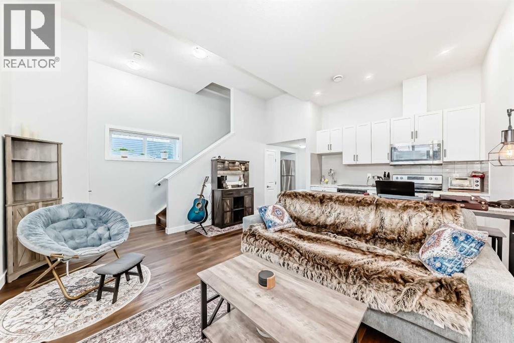 Photo 22 of 108 Magnolia Way Se, Calgary AB