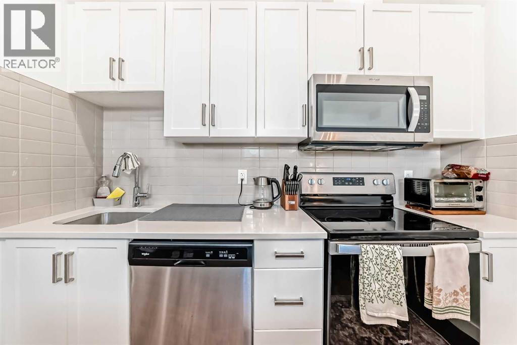 Photo 3 of 108 Magnolia Way Se, Calgary AB