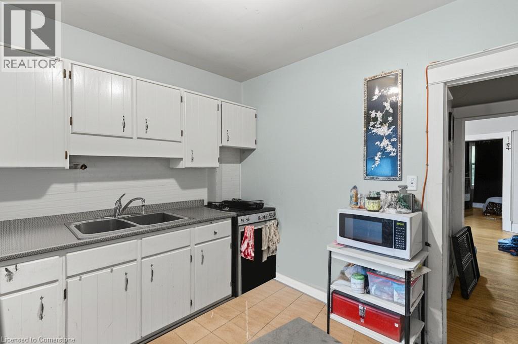 Photo 18 of 14 Norway Avenue, Hamilton ON