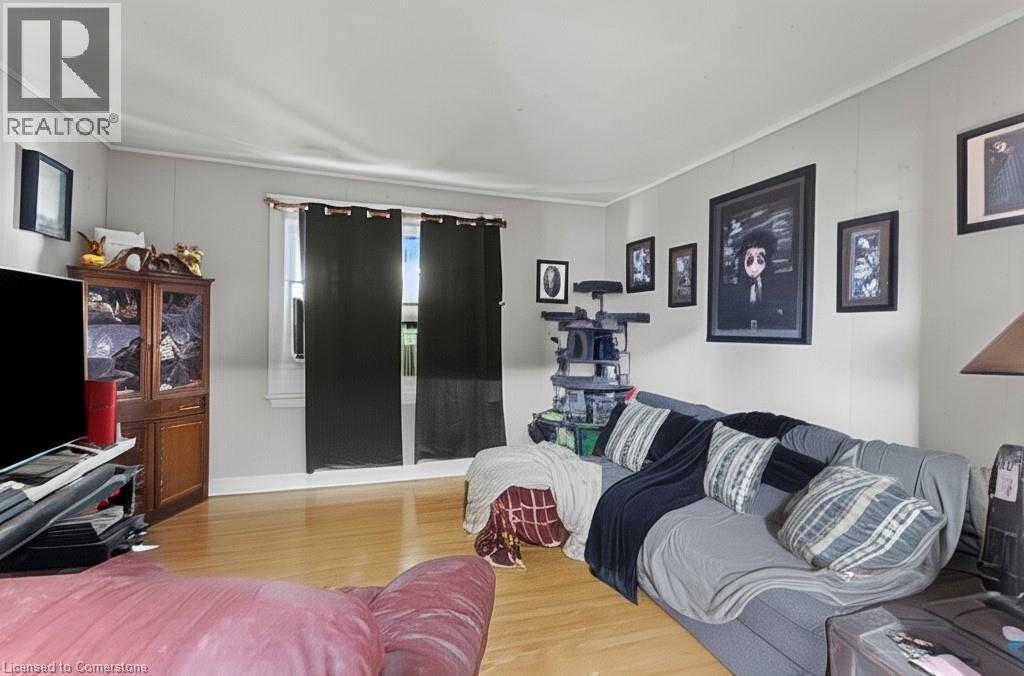 Photo 24 of 14 Norway Avenue, Hamilton ON