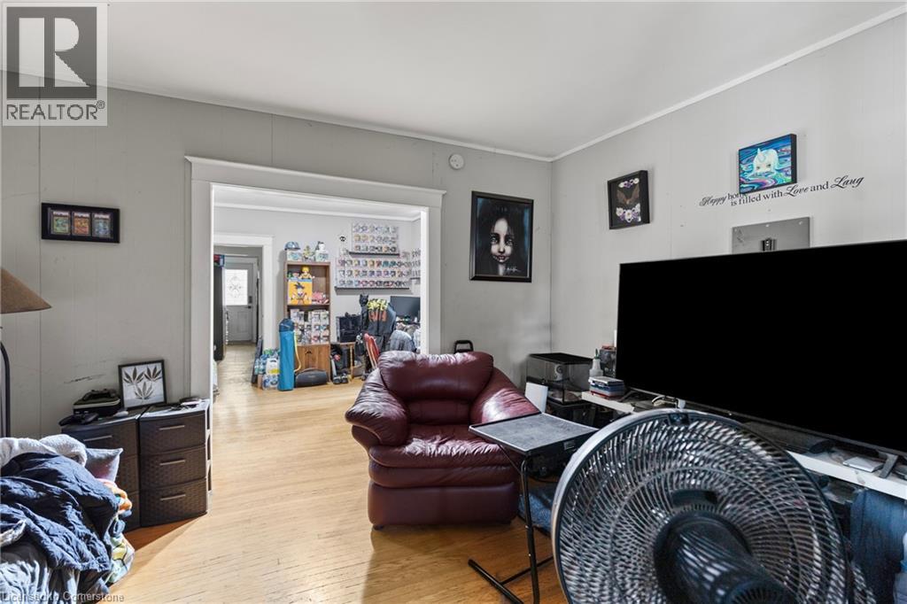 Photo 20 of 14 Norway Avenue, Hamilton ON