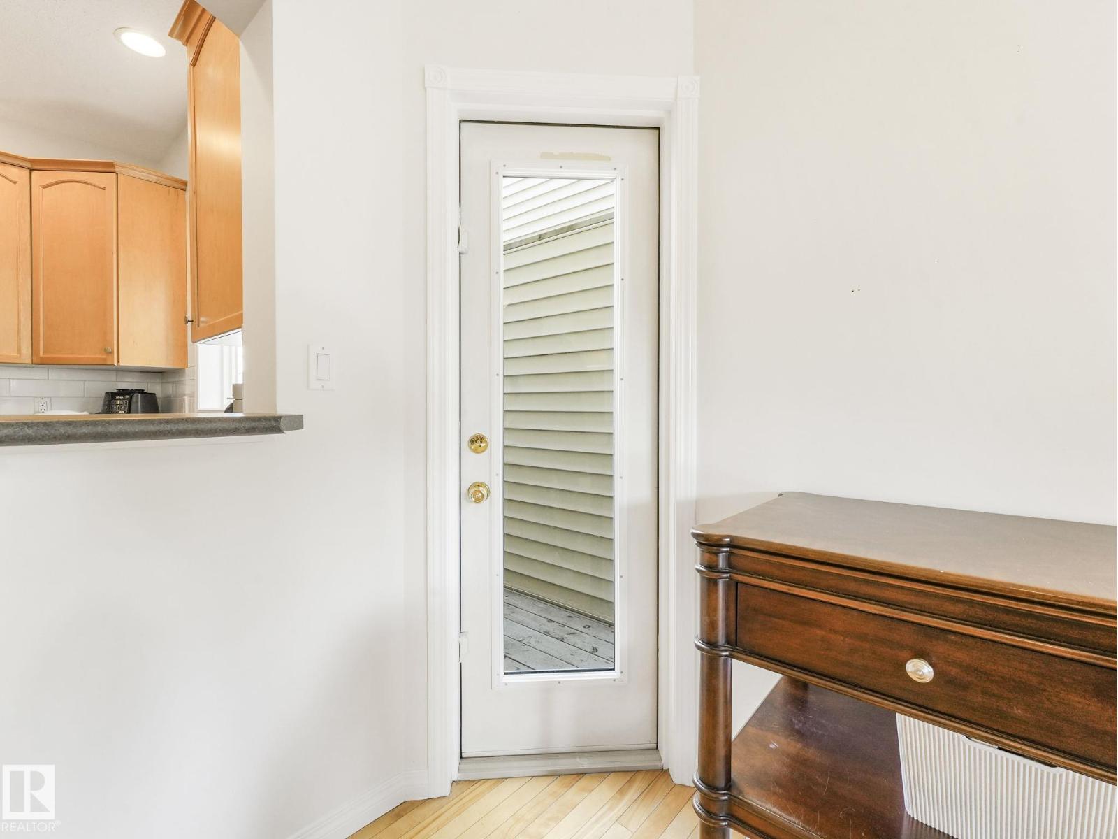 Photo 17 of 8614 108 A St Nw, Edmonton AB
