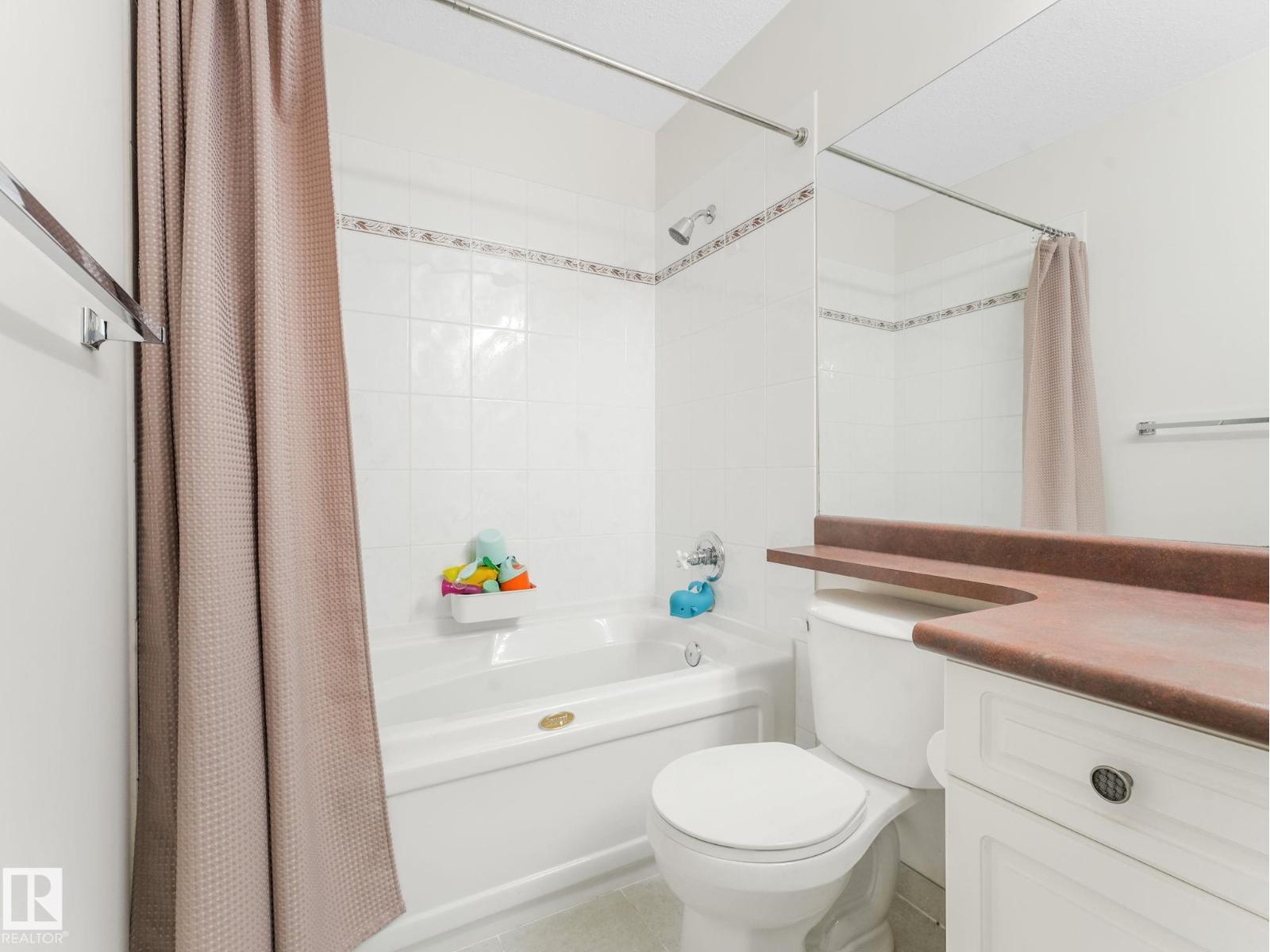 Photo 41 of 8614 108 A St Nw, Edmonton AB